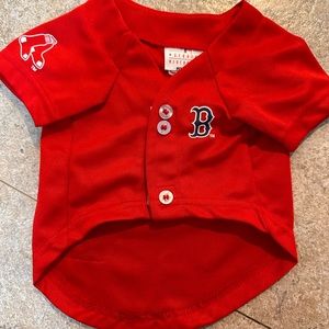 Red Sox dog shirt Sz small